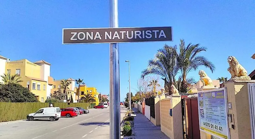 ורה Estudio En Urbanizacion Naturista Con Piscina Junto Al Mar דירה