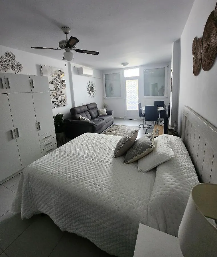 ורה Estudio En Urbanizacion Naturista Con Piscina Junto Al Mar דירה