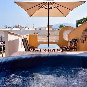 Manzanilla Penthouse - Private Jacuzzi 5min Vera